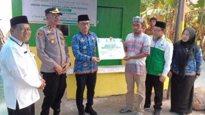 					Staf Ahli Bidang Kemasyarakatan dan SDM Anwar Amir mewakili Wali Kota Parepare di acara BAZNAS (ist)