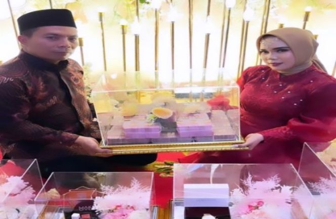 					Janda Pirang” Asal Kendari Dilamar Rp 2 Miliar