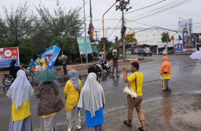 					Meski Hujan Deras, Kemenag Luwu Semangat Kampanyekan Mandatory Halal