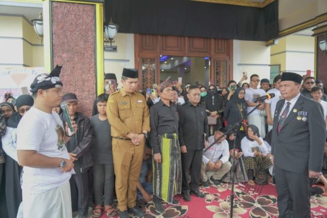 					Pemkab Luwu Gelar Upacara Sipil Pelepasan Jenazah Almarhum Syukur Bijak