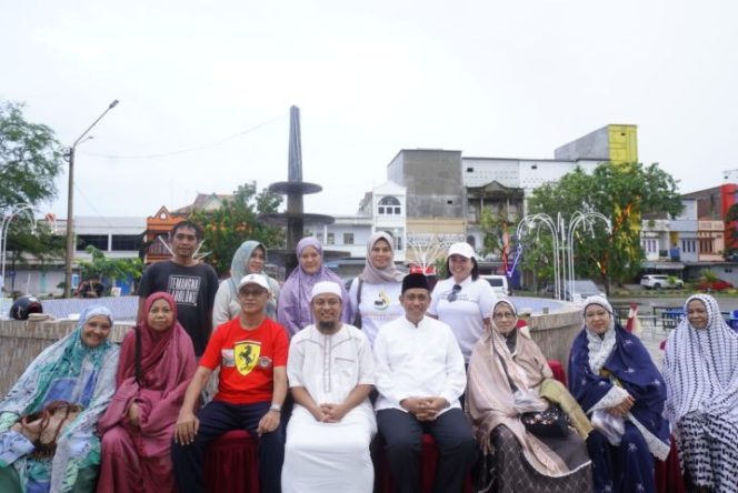 					Gubernur Sapa Toko Masyarakat Wajo di RTH Taman Calaccu