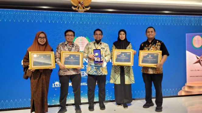 					Pemprov Sulsel Borong 5 Juara Anugerah Adinata Syariah 2023