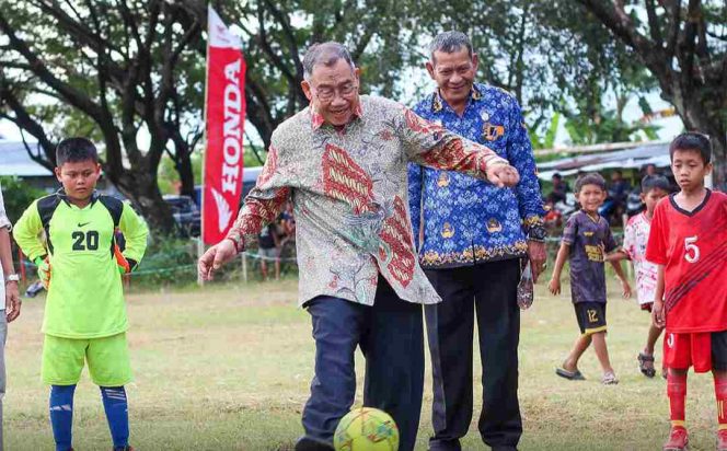 					Pangerang Rahim Resmikan Turnamen Liga Anak Piala Dandim Cup II