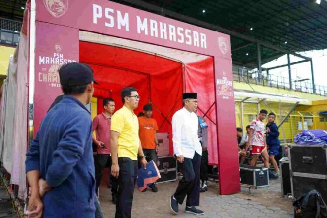 					Wali Kota Parepare Taufan Pawe di Stadion Gelora Bj Habibie (dok)