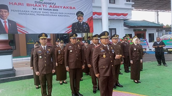 					Kejari Selayar Laksanakan Upacara Peringatan Puncak HBA ke 63 Tahun