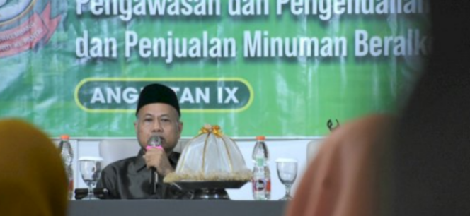 					Abdul Wahid Edukasi Warga Terkait Peradaran Minuman Beralkohol