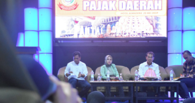 					Irmawati Sila Ajak Warga Taat Bayar Pajak