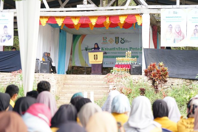 					Husniah Talenrang Buka Pekan Kreativitas Pelajar se-Kabupaten Gowa