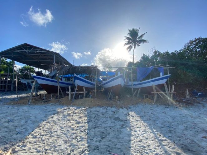 					Pemprov Sulsel Siapkan Bantuan 18 Unit Kapal Nelayan