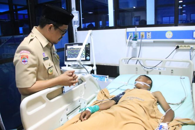 					Pemkab Bulukumba Tanggung Biaya Perawatan Anggota Pramuka Korban Laka Lantas. (Foto: Humas Pemkab Bulukumba)