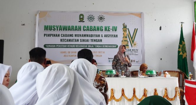 					Wabup Andi Kartini Buka Muscab Muhammadiyah Sinjai Tengah. (Foto: Ist)