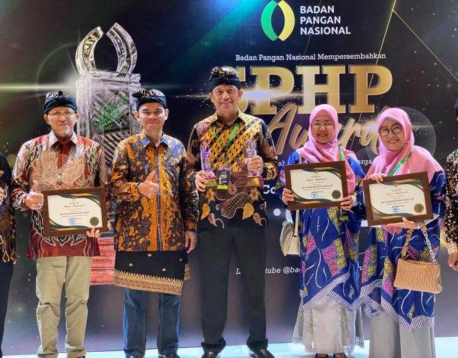 					Dinas Ketapang Sulsel Borong 3 Penghargaan Nasional 