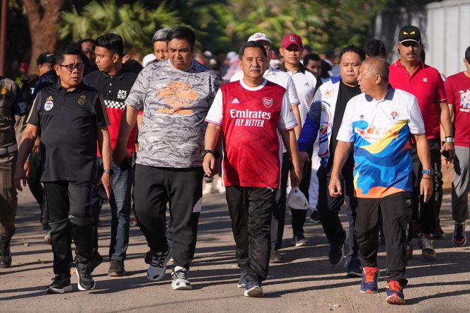 					Jalan Sehat di GOR Sudiang, Pj Gubernur: Fasilitas Olahraga Harus Dimaksimalkan