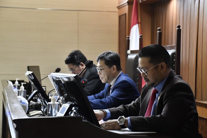 					APF Holdings I,L.P Dijatuhi Sanksi Denda Rp 1,5 Miliar