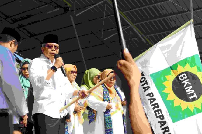 					Taufan Pawe Melepas Lomba De Ville dan MSQ Majelis Taklim