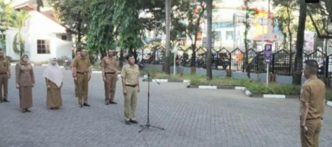 					Akbar Rasjid Pimpin Apel Pagi DPRD Makassar