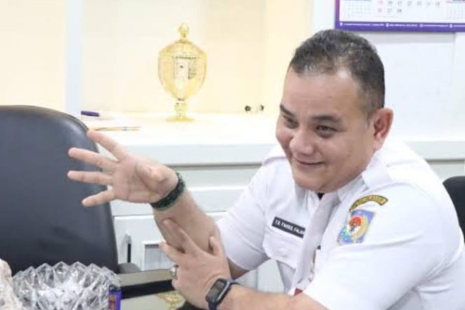 					Pj Bupati Sinjai TR Fahsul Falah Diduga Blokir Kontak WA Wartawan. (Foto: Int)