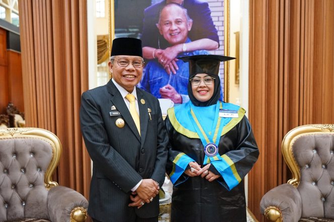 					Erna Rasyid Taufan Jadi Lulusan Terbaik S3 PAI di UMPAR