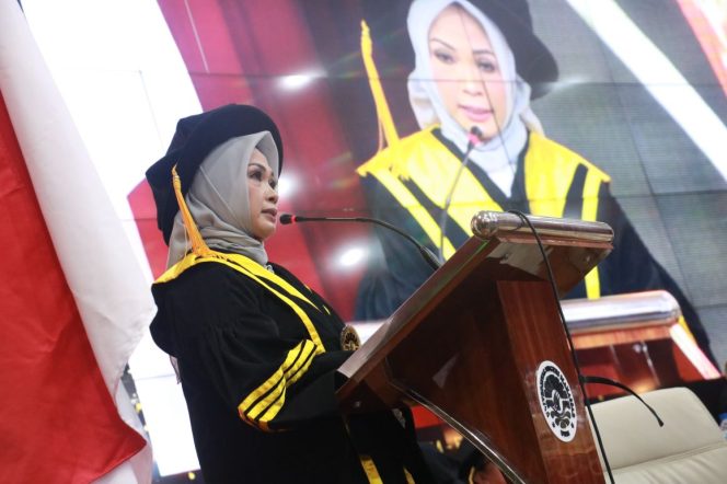 					Prof. Aslinda Dikukuhkan sebagai Guru Besar Kebijakan Publik di UNM