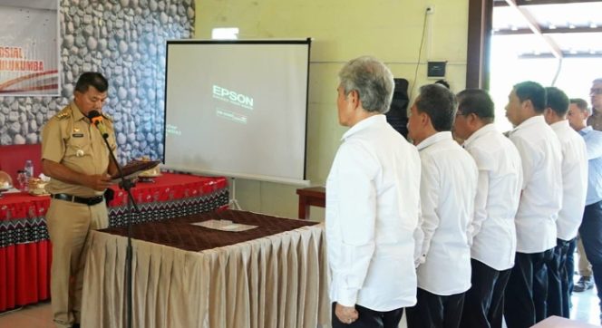 					Bupati Bulukumba Lantik dan Kukuhkan Forum Perencana TJSL. (Foto: Humas Pemkab)