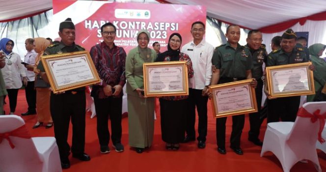 					Pemkab Bulukumba Raih Dua Penghargaan Nasional. (Foto: Humas Pemkab)