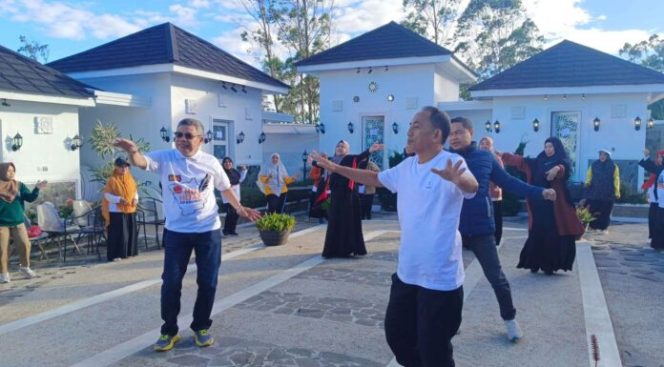 					Taufan Pawe Senam Pagi di Family Gatering PKK Parepare (dok)