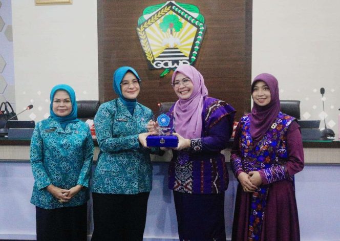 					Dinilai Baik dalam Penerapan 10 Program Pokok PKK, Gowa Jadi Lokus Studi Tiru TP PKK Halmahera Selatan