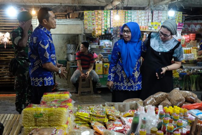 					Jelang Hari Raya Idul Adha, Sekda Gowa Bersama TPID Cek Kebutuhan Pokok