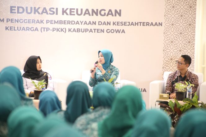 					TP PKK Gowa Gandeng OJK Sulampua Berikan Literasi Pentingnya Pengelolaan Keuangan yang Baik