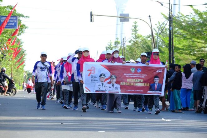 					Meriahkan HUT Ke-78 RI, 73 Tim Ramaikan Gerak Jalan SKPD dan Organisasi