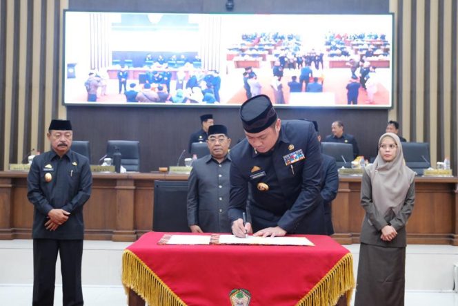 					DPRD Setujui APBD Perubahan Pemkab Gowa Tahun 2023