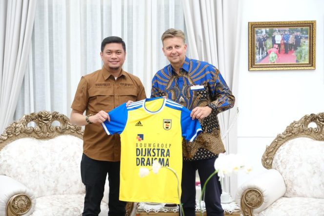 					Dilirik Tim Sepak Bola Belanda, Adnan Sambut Baik Peluang Kerjasama dengan SC Cambuur 
