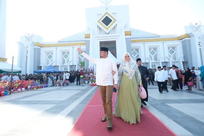 					Peringati Maulid Nabi Muhammad SAW, Pemkab Gowa Bagikan 2.520 Bakul Maudu Ke Masyarakat 