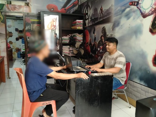 					Oknum Guru di Bulukumba Diamankan Polisi. (Foto: Humas Polres)