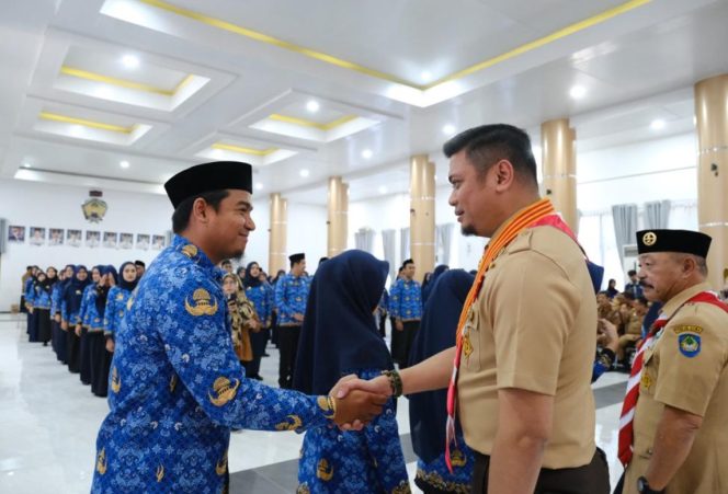 					Ratusan ASN Terima SK 100 Persen, Bupati Gowa Tekankan Maksimal Bekerja Untuk Masyarakat