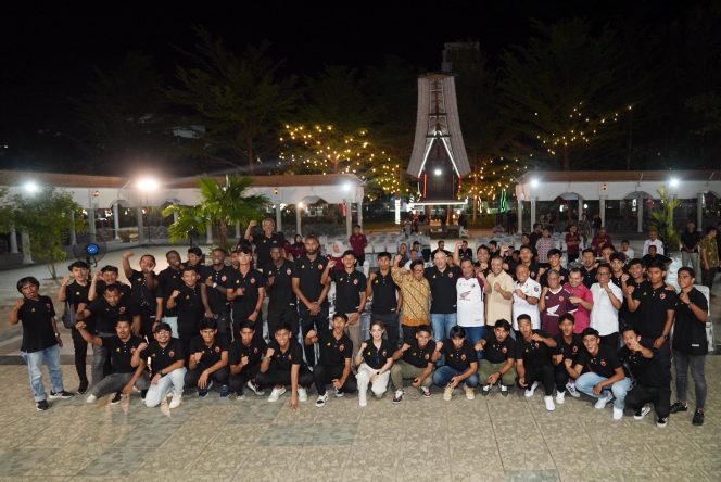 					Pj Gubernur Sulsel Bahtiar Baharuddin undang makan malam  Tim PSM Makassar (dok)