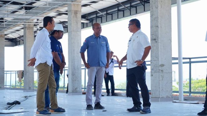 					Bupati Bulukumba Tinjau Progres Pembangunan Kantor Satap. (Foto: Humas Pemkab)