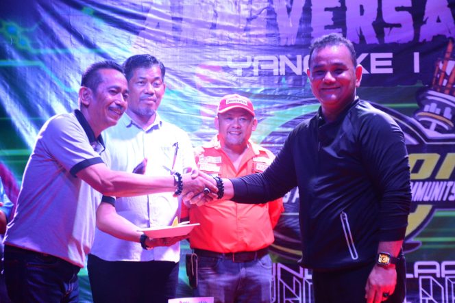 					Pj Bupati Sinjai TR Fahsul Falah Hadiri HUT Speacon. (Foto: Ist/ Humas)