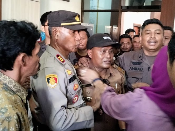 					Kejari Jeneponto Resmi Tahan Kades Tombo-tombolo, Jamaluddin. (Foto: Ist)