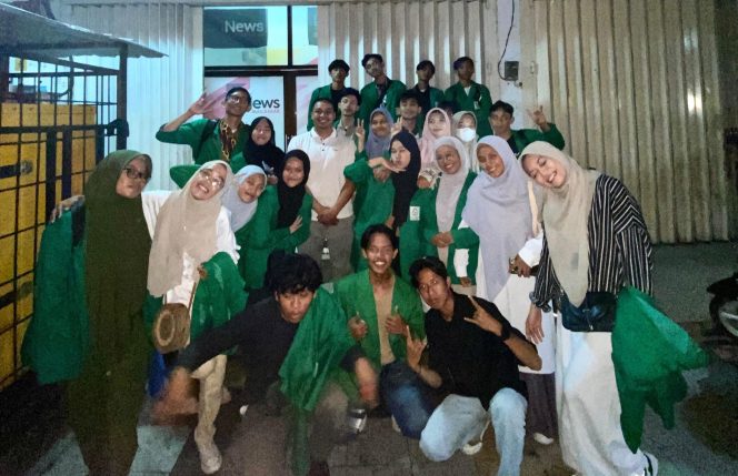 					Belajar Jurnalistik Siaran TV, Mahasiswa KPI UIN Kunjungi Kantor Inews TV