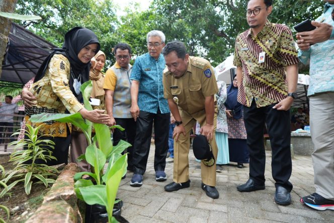 					Pj Gubernur Sulsel Bahtiar Baharuddin (dok)