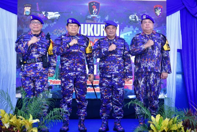 					Pj Gubernur Bahtiar Baharuddin hadiri HUT Polairud Makassar (dok)