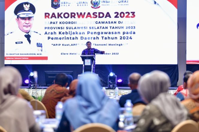 					Pj Gubernur Sulsel Bahtiar Baharuddin di Rakorwasda APIP se-Sulsel (dok)