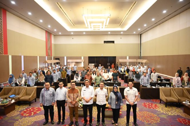 					Pj Sekprov Sulsel Andi Muhammad Arsjad di High Level Meeting TP2DD Provinsi (dok)