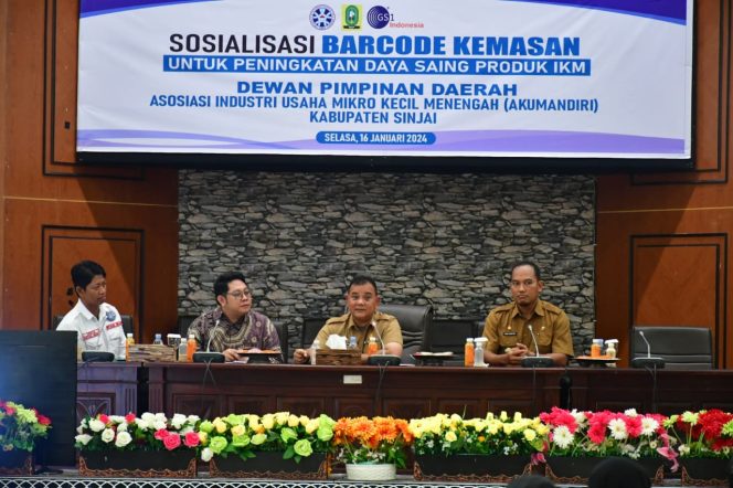 					Sosialisasi barcode kemasan yang digelar oleh DPD AIUMKM Sinjai. (Foto: Ist/ Humas Kominfo)