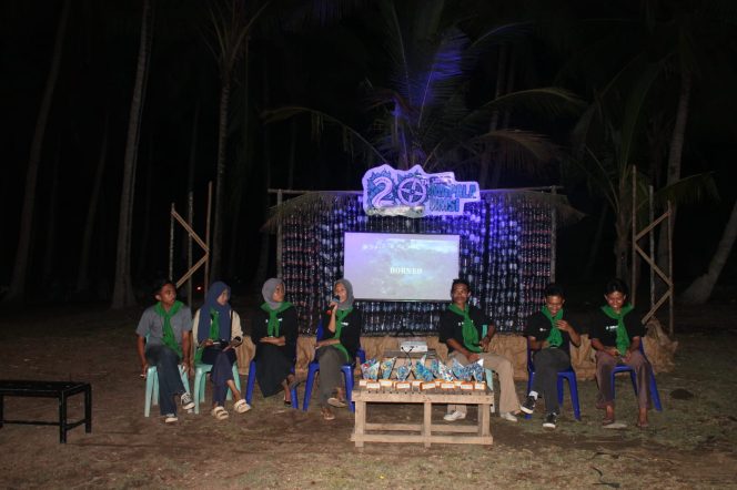 					Peluncuran Plakat dari Olahan Sampah Plasti sekaligus Milad ke 20 MALALA UMSi. (Foto: Ist/ MAPALA UMSi)