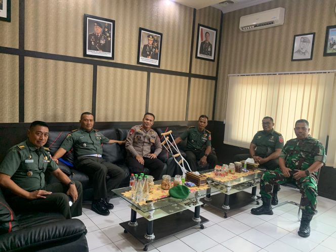 					Pasca Operasi, TNI, Polri hingga Wartawan Doakan Danyon Ichsan Cepat Sembuh