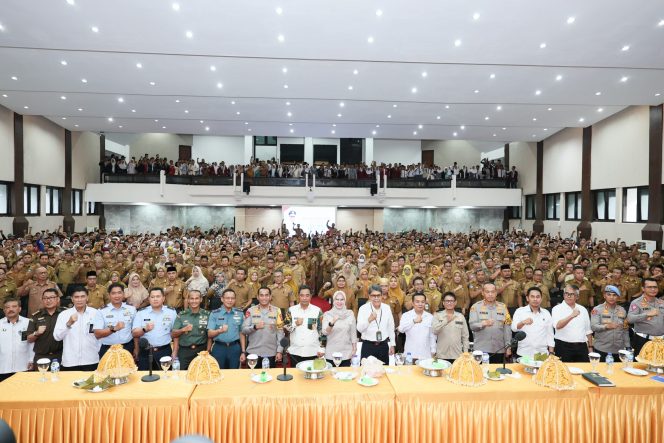 					Kapolda Sulsel berkolaborasi dengan Forkopimda wujudkan Pemilu Damai libatkan Gen Z