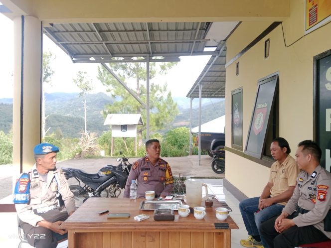 					Kunjungi Polsek Tertinggi, Ini Pesan Penting Wakapolres Enrekang