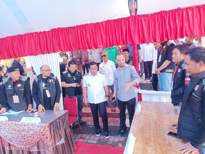 					Simulasi Pemungutan Suara KPU yang dihadiri Pj Bupati Jeneponto, Junaedi Bakri. (Foto: BERITA.NEWS/ Muh Ikbal)